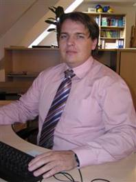 Munkatarsakmagyar_clip_image004